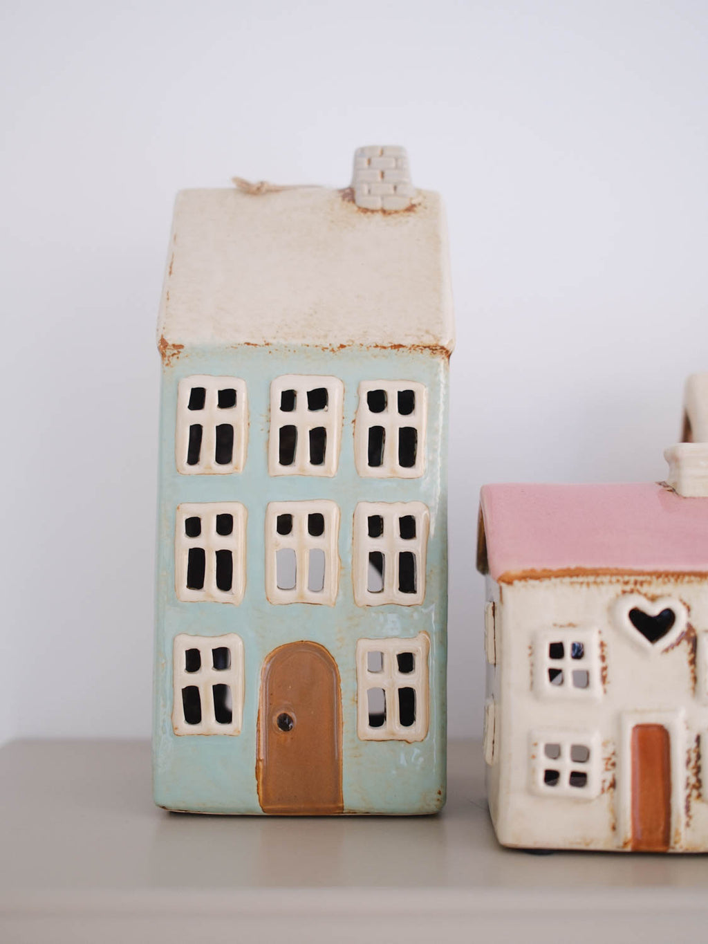 Tealight holder house - Bluebell Cottage