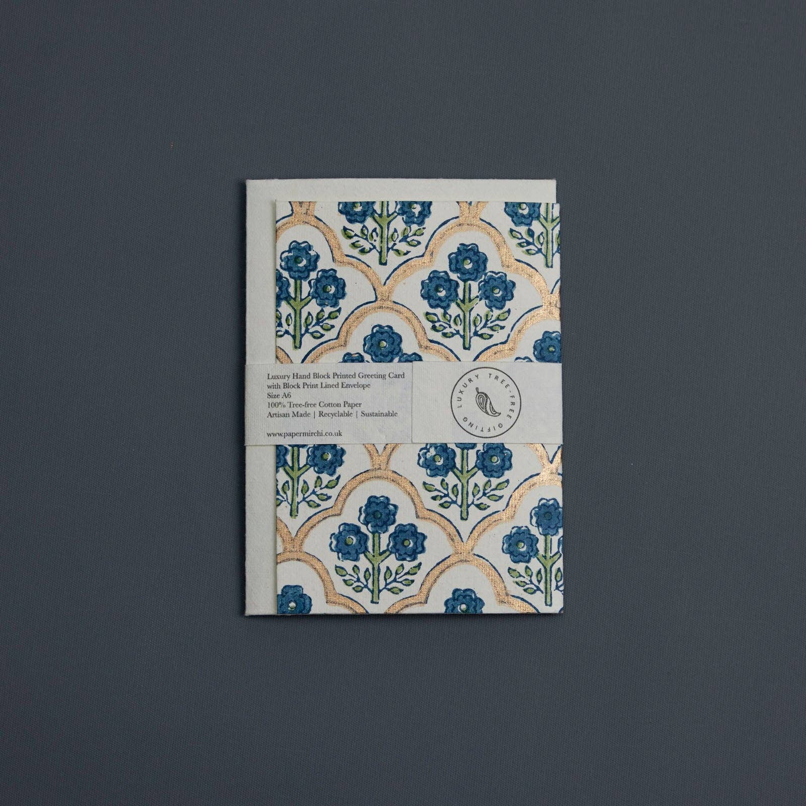 Carte fleurie – Treillage de fleurs bleues indigo