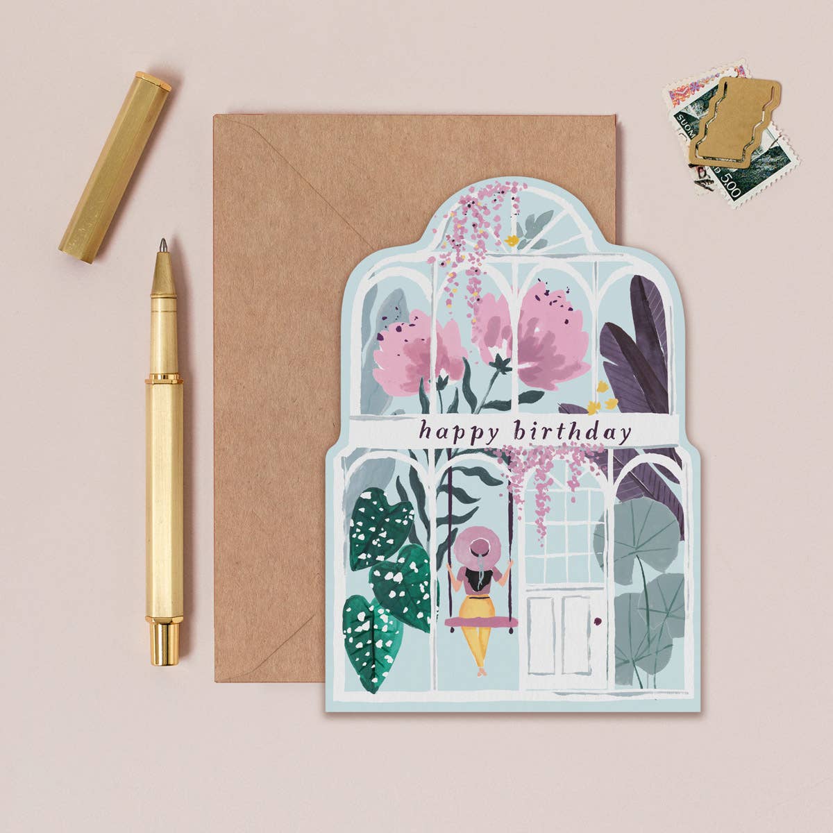 Carte d'anniversaire serre avec pivoines géantes et feuillage