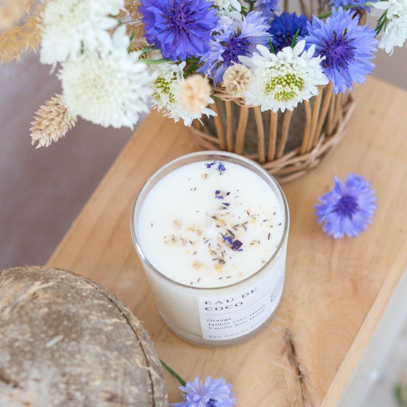 Bougie parfumée artisanale cire végétale - Eau de coco