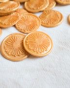 Daisy wax seal