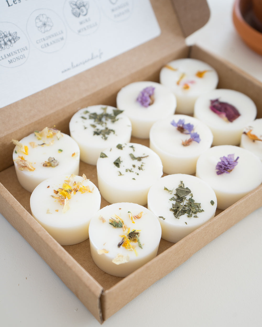 Coffret de 12 fondants de cire parfumée senteurs de l'été